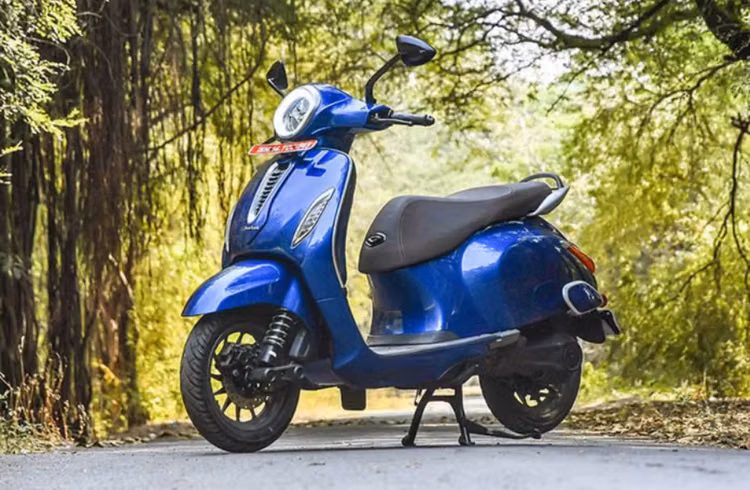 Bajaj Chetak Deliveries Back on Track as Rare Earth Shortage Eases – Festive Season Boost Ahead?