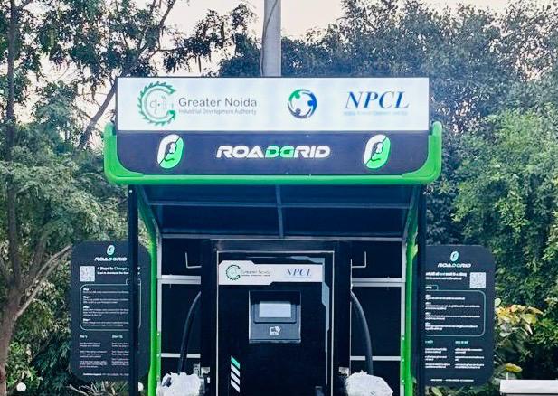 High-speed EV charging at UP International Trade Show: NPCL and GNIDA establish 3 new charging stations